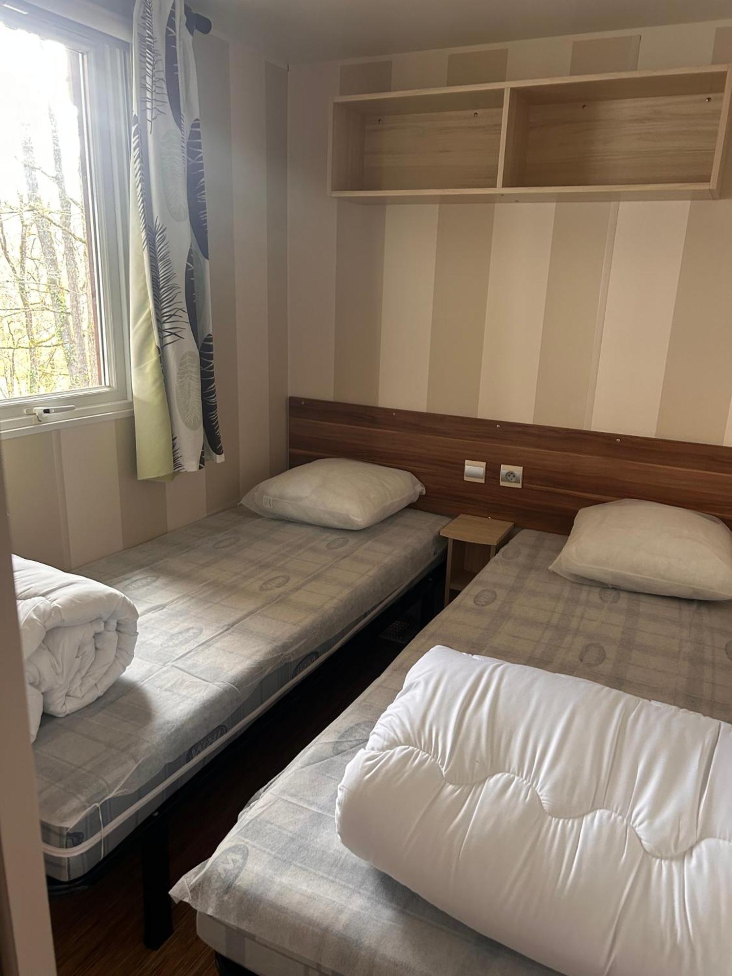 Camping Les Petites Minaudieres Coussay-les-Bois Quarto foto