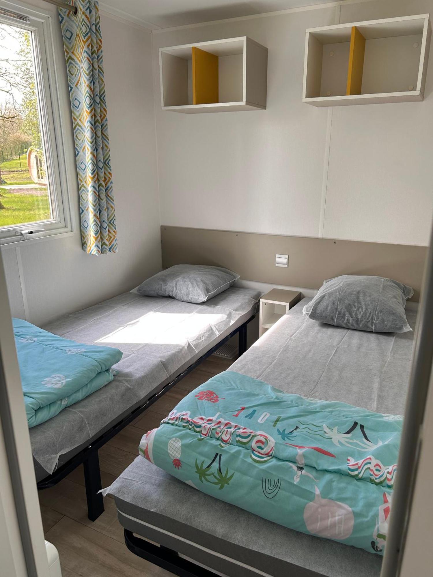 Camping Les Petites Minaudieres Coussay-les-Bois Quarto foto